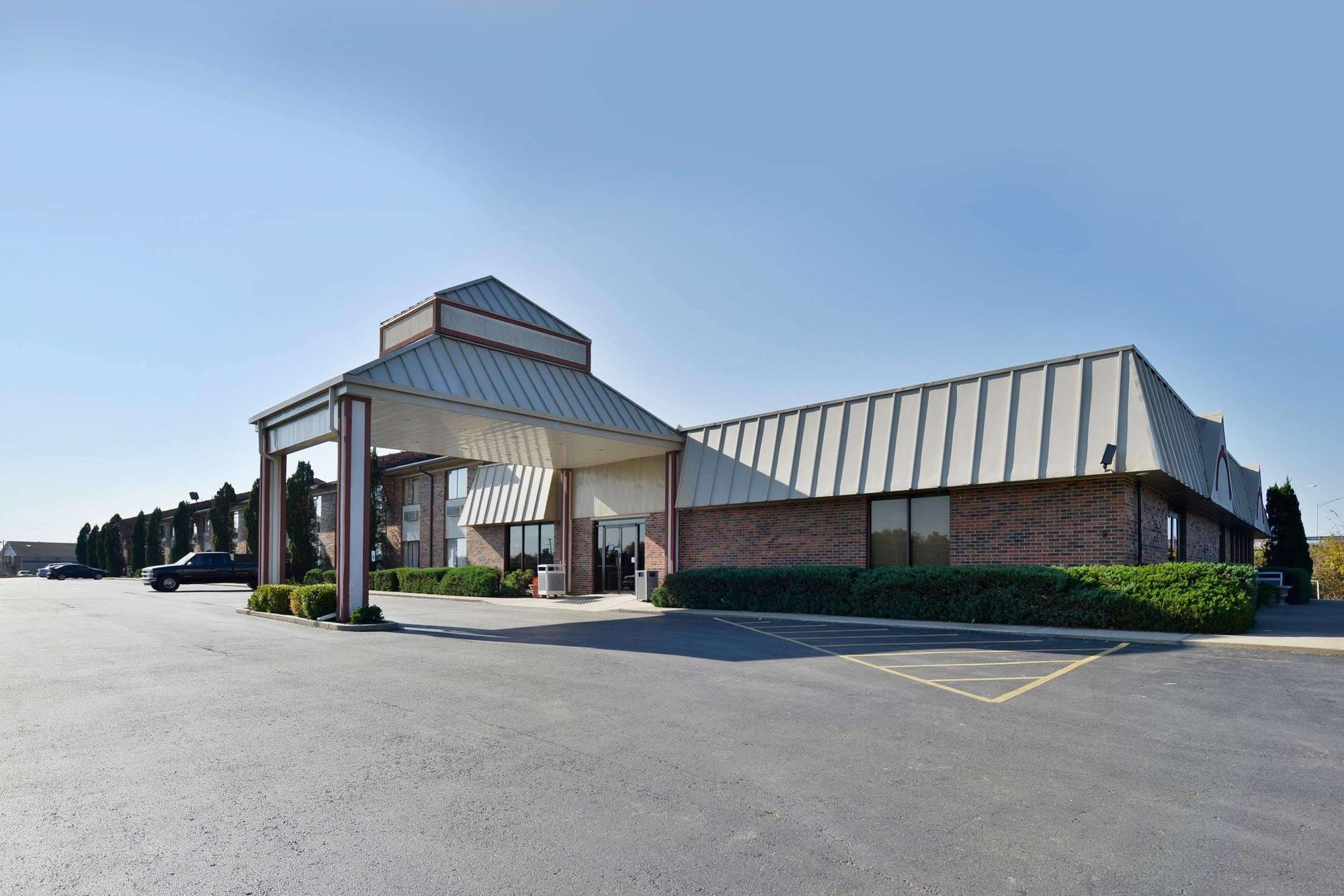 Best Western Shepherdsville Exterior photo